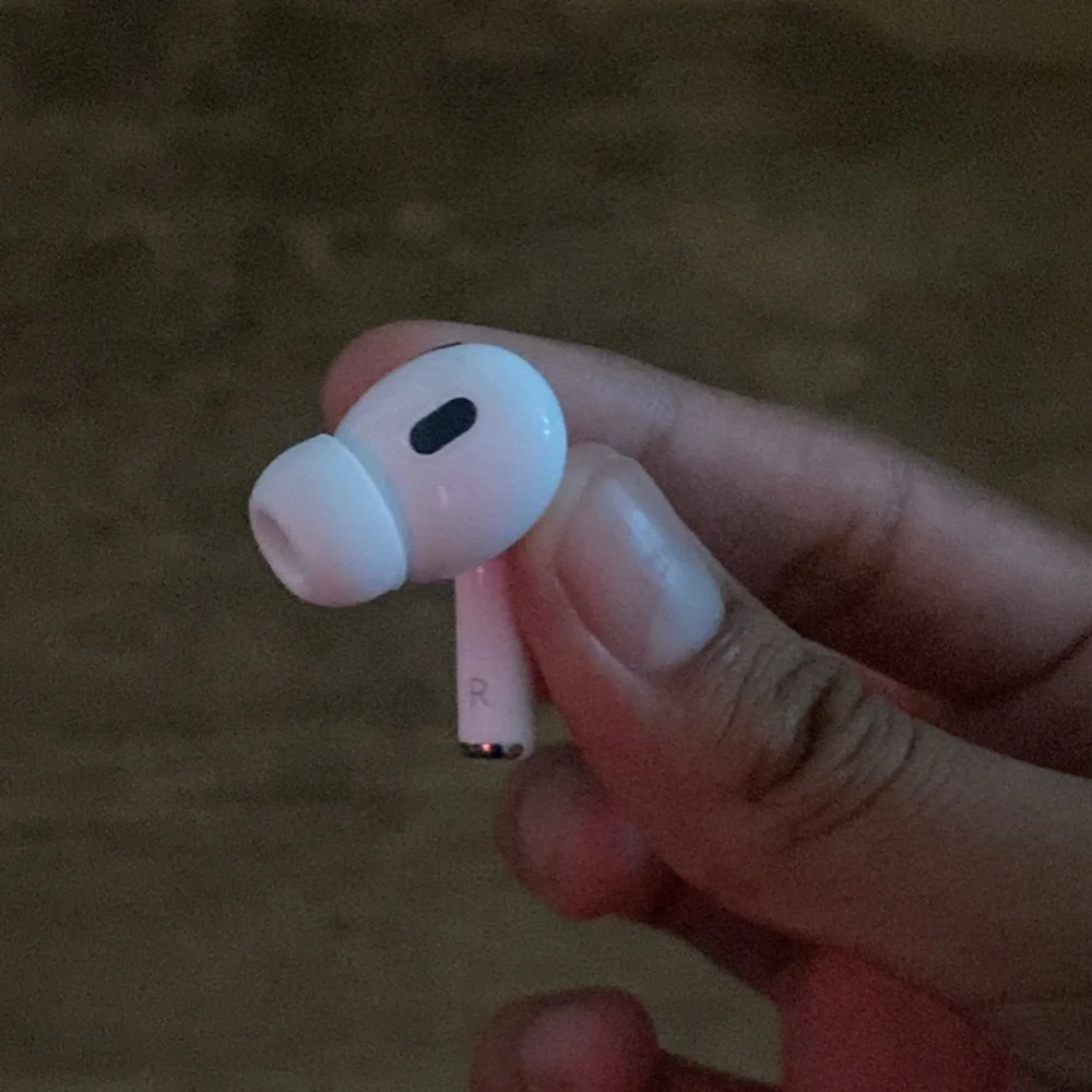 Apple AirPods Pro with MagSafe Case - White